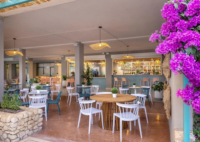 Sunny By Valamar 3* ماكارسكا