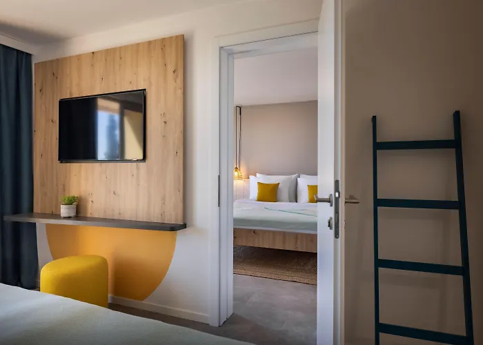 فندق Sunny By Valamar 3*