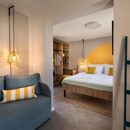 Sunny By Valamar Отель 3*