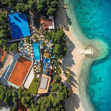 Sunny By Valamar Hotell 3*