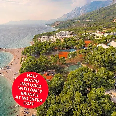 Sunny By Valamar Hotel