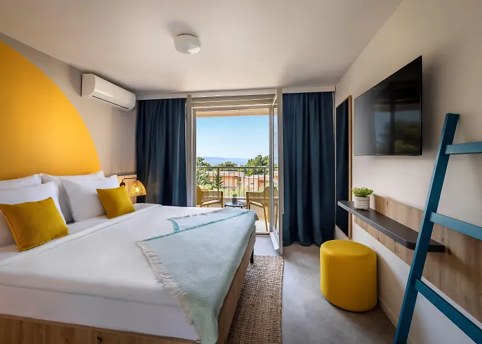 Sunny By Valamar Hotel